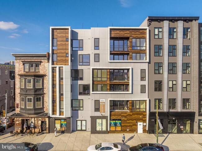 property at 629 W Girard Ave