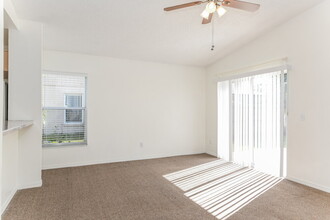 1550 Oak Hill Trail in Kissimmee, FL - Building Photo - Building Photo