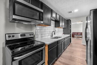 5107 Dickens Rd in Houston, TX - Building Photo - Building Photo