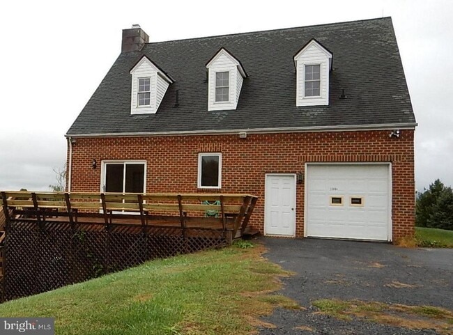 property at 13886 Berlin Turnpike