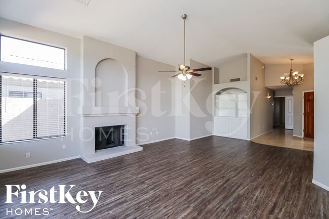 306 E Vaughn Ave in Gilbert, AZ - Building Photo - Building Photo
