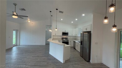 144 Lincoln Rd NW in Lake Placid, FL - Building Photo - Building Photo