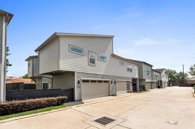 7722 Jack Oak Ave in Houston, TX - Building Photo - Building Photo