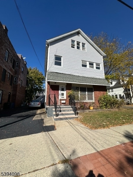 property at 88 Bay St