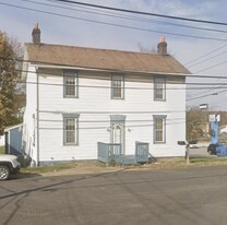 133 E Pennsylvania Ave in New Stanton, PA - Building Photo