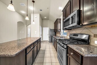 2614 Winding Creek Way in Conroe, TX - Building Photo - Building Photo