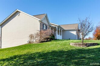 1031 Buran Dr in O'Fallon, IL - Building Photo - Building Photo