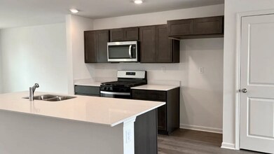 6550 Linden Trl in Bull Valley, IL - Foto de edificio - Building Photo