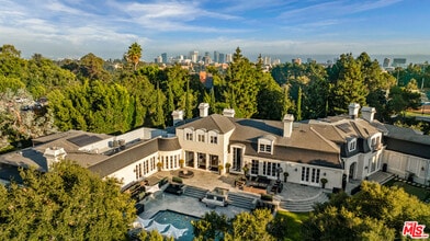 10847 Bellagio Rd in Los Angeles, CA - Building Photo - Building Photo