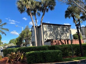 10520 SW 153rd Ct in Miami, FL - Building Photo - Building Photo