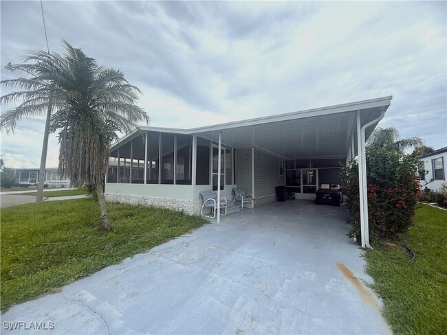 property at 455 Jacaramba Ct