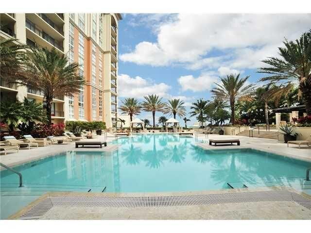 property at 550 Okeechobee Blvd