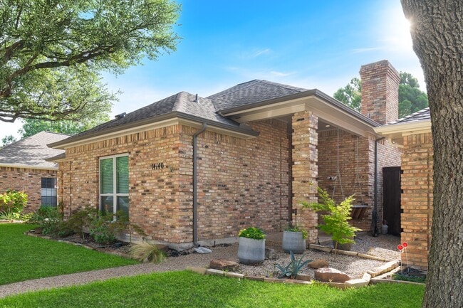 property at 14140 Regency Pl
