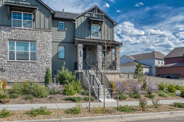 8222 Mount Ouray Rd in Littleton, CO - Foto de edificio - Building Photo