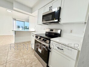 4351 S Semoran Blvd in Orlando, FL - Building Photo - Building Photo