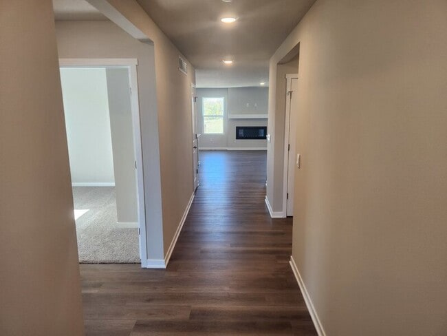 2508 Chan Dr in Adel, IA - Building Photo - Building Photo