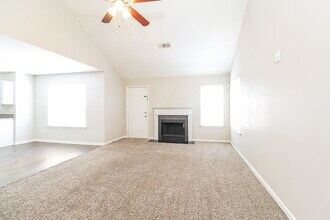 3034 Robin Terry Ct in Charlotte, NC - Building Photo - Building Photo