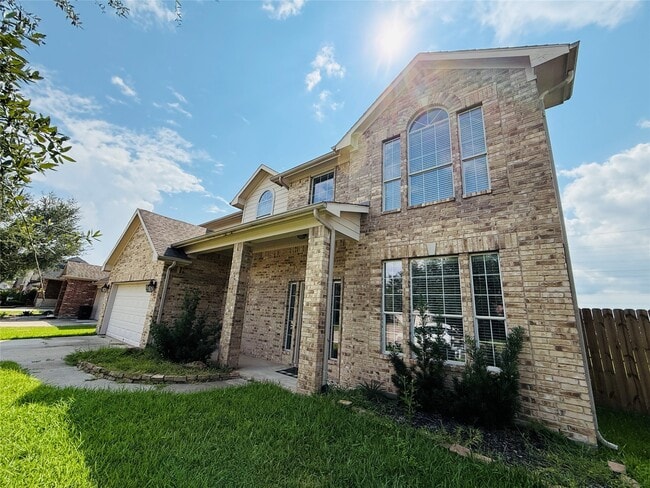 property at 518 Saffron Ct