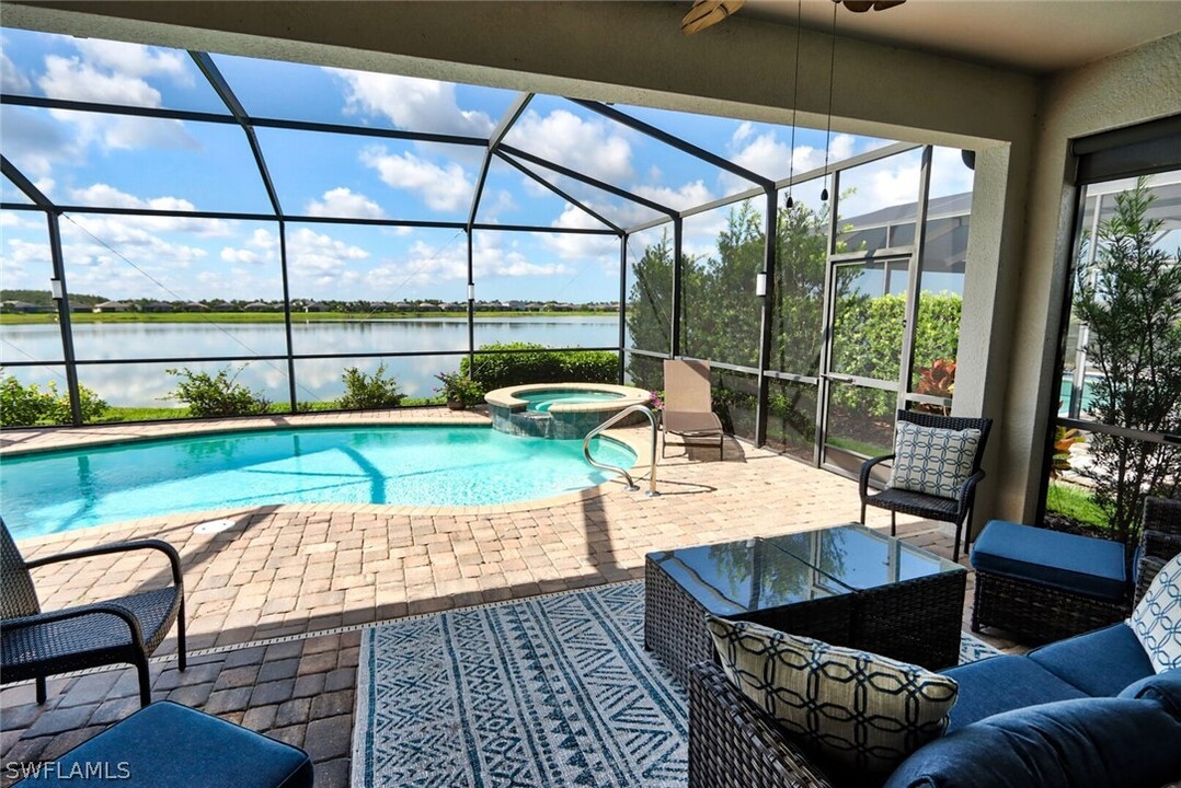 16143 Bonita Landing Cir in Bonita Springs, FL - Building Photo