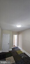 5611 Boyer St in Philadelphia, PA - Building Photo - Building Photo