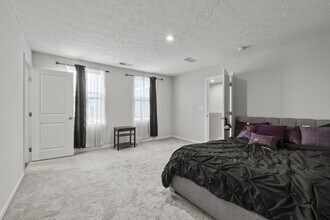 5289 Earhart Dr in Groveport, OH - Building Photo - Building Photo