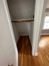 235 Ashcroft Rd, Unit 1 in Medford, MA - Building Photo - Building Photo