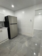 545 NW 20th St in Homestead, FL - Building Photo - Building Photo
