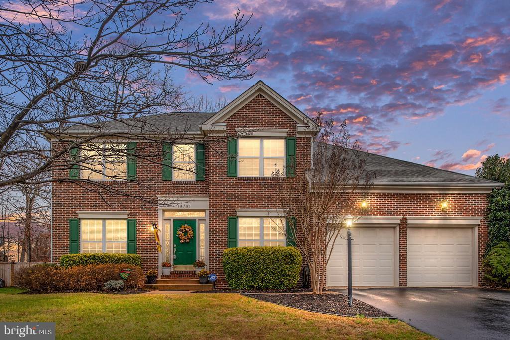 13731 Bridlewood Dr in Gainesville, VA - Building Photo