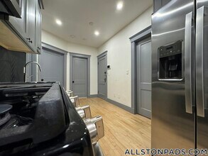 41 Long Ave in Boston, MA - Building Photo - Building Photo