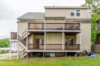 21 Spring St in Stoneham, MA - Building Photo - Building Photo