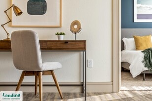 825 Usener St in Houston, TX - Building Photo