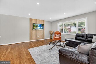 6801 Trowbridge Pl in Fort Washington, MD - Building Photo - Building Photo