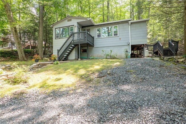 119 Green Pond Rd in Sherman, CT - Building Photo - Building Photo