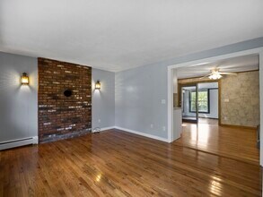 12 Attitash Ave in Merrimac, MA - Foto de edificio - Building Photo
