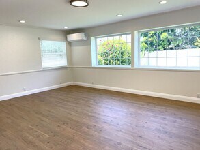5233 Emerald St in Torrance, CA - Building Photo - Building Photo