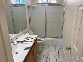 953 McCoy Creek Cir in Suisun City, CA - Building Photo - Building Photo