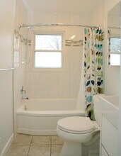 233 De Villen Ave in Royal Oak, MI - Building Photo - Building Photo