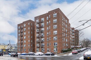 4380 Vireo Ave in Bronx, NY - Building Photo