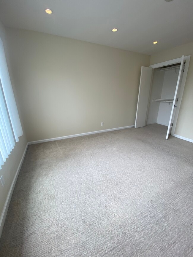 385 29th St, Unit 4 in San Francisco, CA - Foto de edificio - Building Photo
