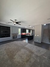 885 Alsace Dr in Corona, CA - Building Photo - Building Photo