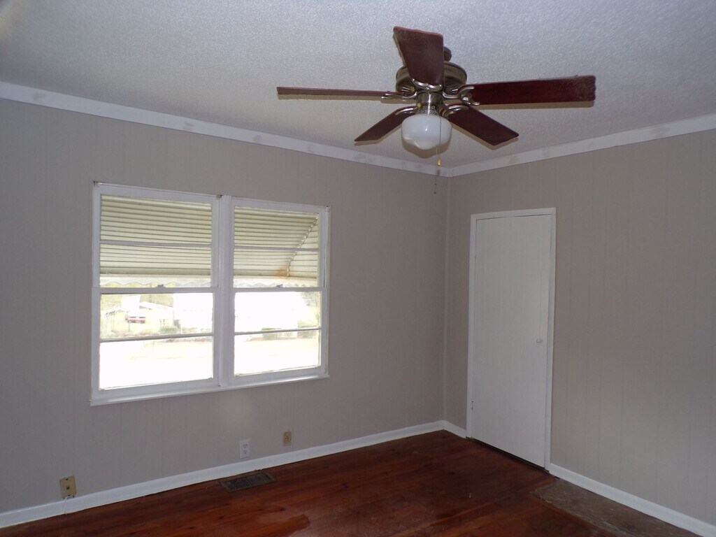 3705 24th Ave Rentals in Valley, AL