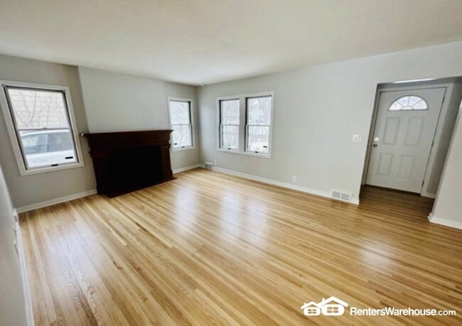 property at 5109 Windsor Ave