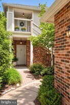 45050 Brae Terrace in Ashburn, VA - Building Photo