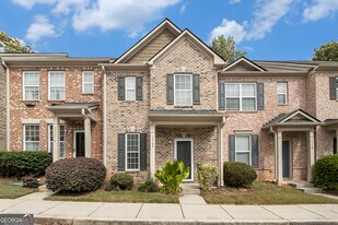 1509 Bayrose Cir in East Point, GA - Building Photo