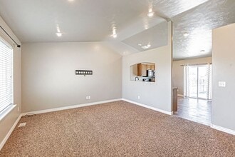 3077 Sagebrush Cir in Iona, ID - Building Photo - Building Photo