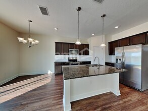 4803 Windy Hammock Way in Palmetto, FL - Building Photo - Building Photo