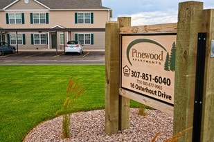 16 Osterhout Dr Apartments