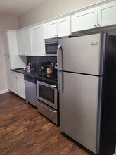 322 W Main St-Unit -208 in Kenedy, TX - Foto de edificio - Building Photo