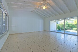 5400 Orduna Dr in Coral Gables, FL - Building Photo - Building Photo
