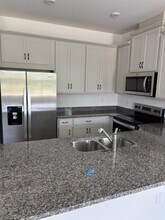 3201 Douglas Fir Dr in Apopka, FL - Building Photo - Building Photo